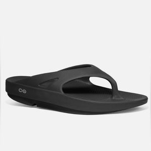 OOFOS Sandals